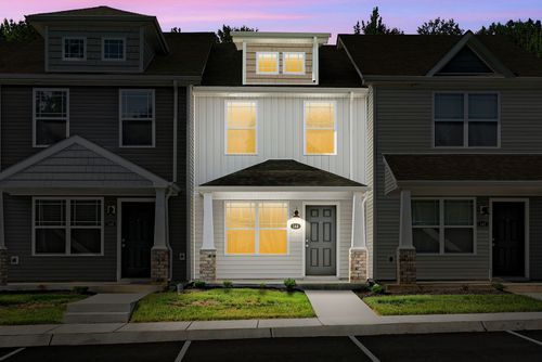 144 Davis Ridge Ln, Clarksville, TN, 37040-2071 | Card Image