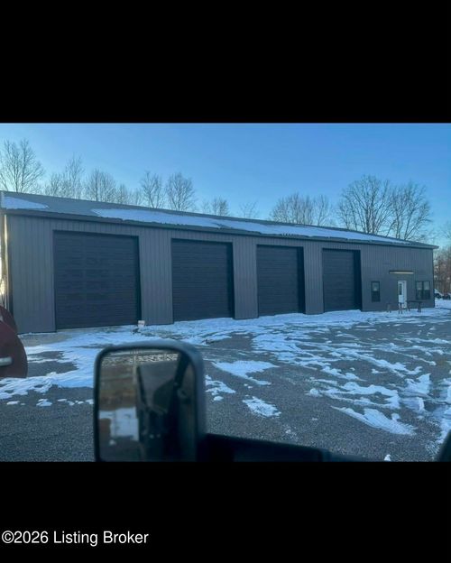 2138 Jock Rd, Bee Spring, KY, 42207-9229 | Card Image