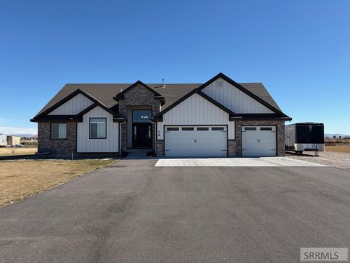 76 N 4161 E, Rigby, ID, 83442-1515 | Card Image