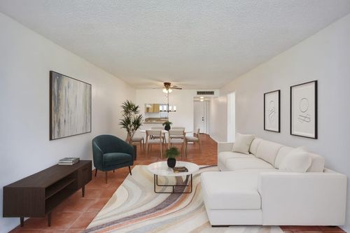 apt-103-9481 Evergreen Pl, Davie, FL, 33324-4320 | Card Image