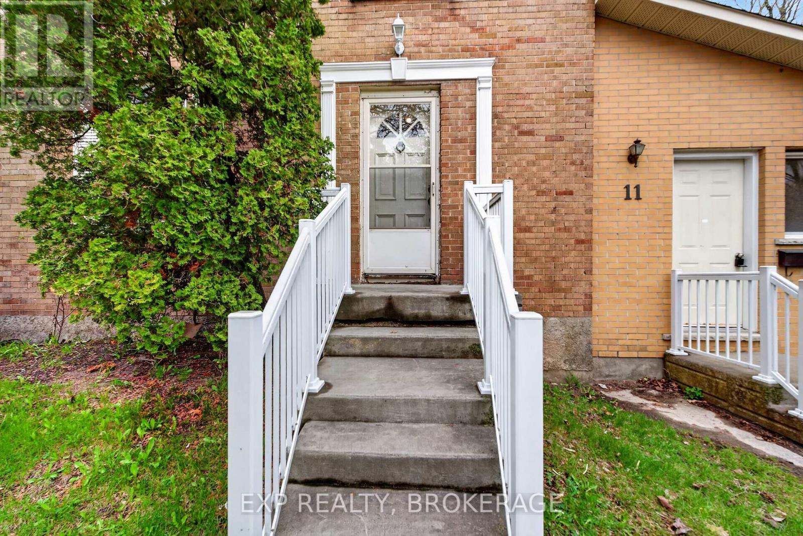 Residential in Kingston (Central City East) 4