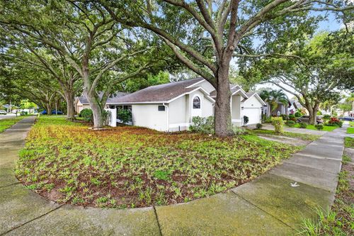 890 Kriswell Ct, Palm Harbor, FL, 34683-2647 | Card Image