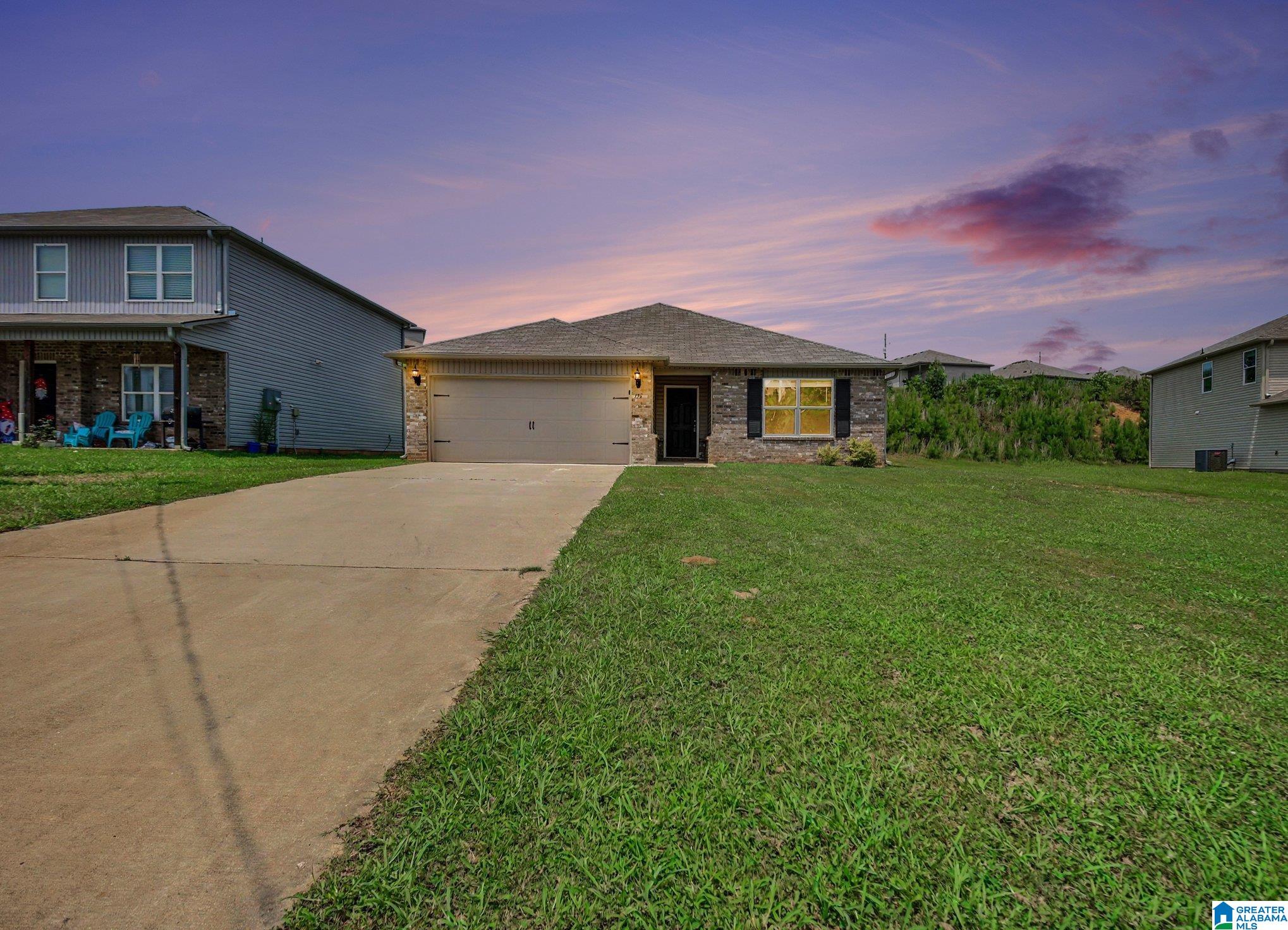 Residential in ODENVILLE 5