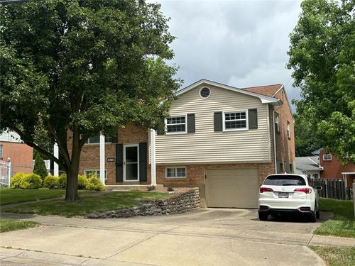 3610 Grandview Ave, Cincinnati, OH, 45241-2728 | Card Image