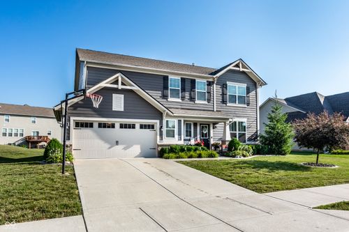 4032 Basswood Dr, Danville, IN, 46122-5523 | Card Image