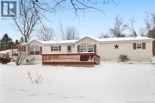 60 Memorial Dr, Minto, NB, E4B3L3 | Card Image