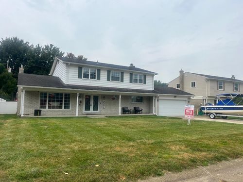38447 Foxcroft St, Harrison Township, MI, 48045-2613 | Card Image