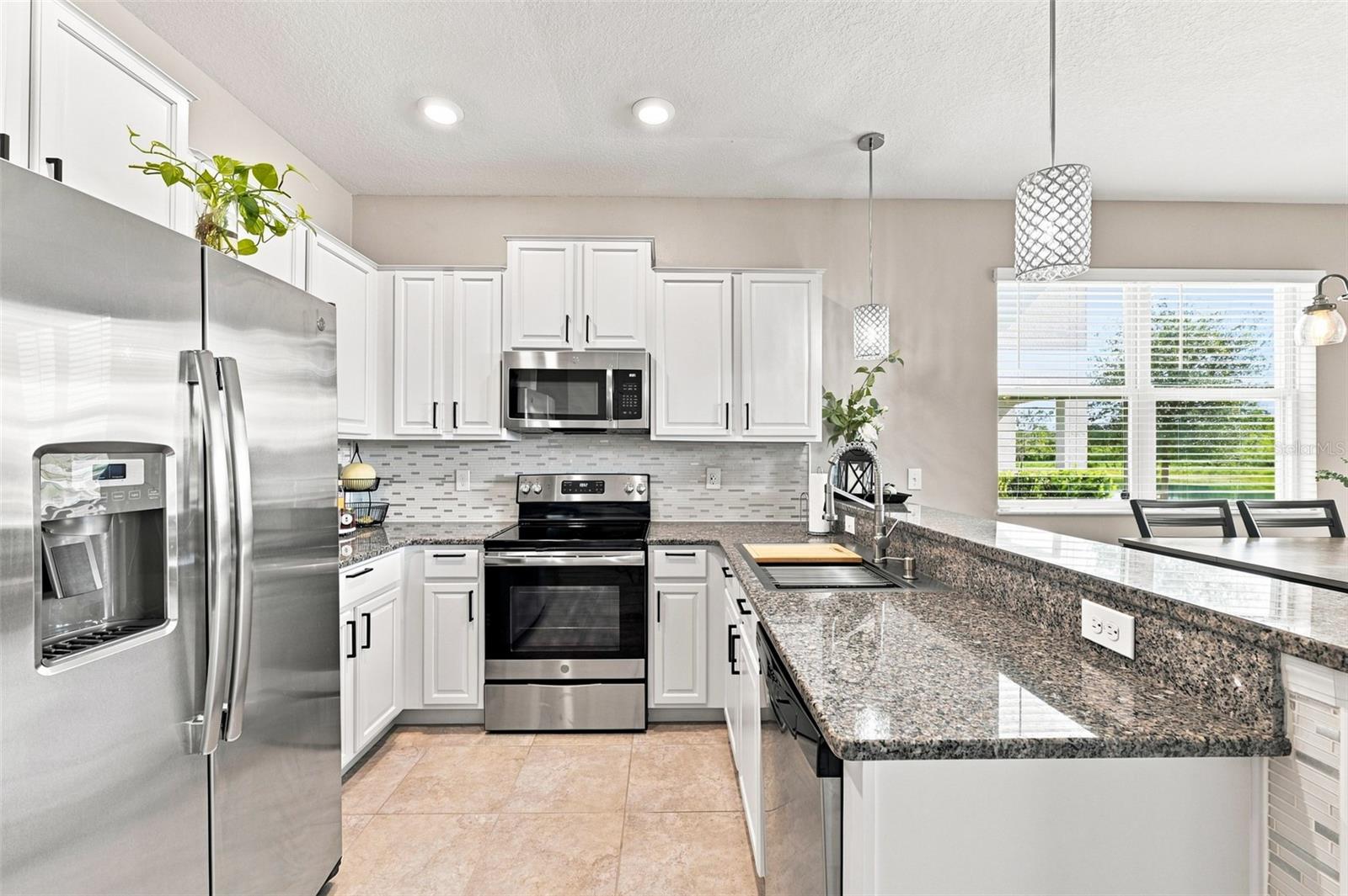 Residential in SUN CITY CENTER 3