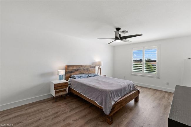 4764 Formosa Dr, House other with 5 bedrooms, 3 bathrooms and 3 parking in NAPLES FL | Image 20