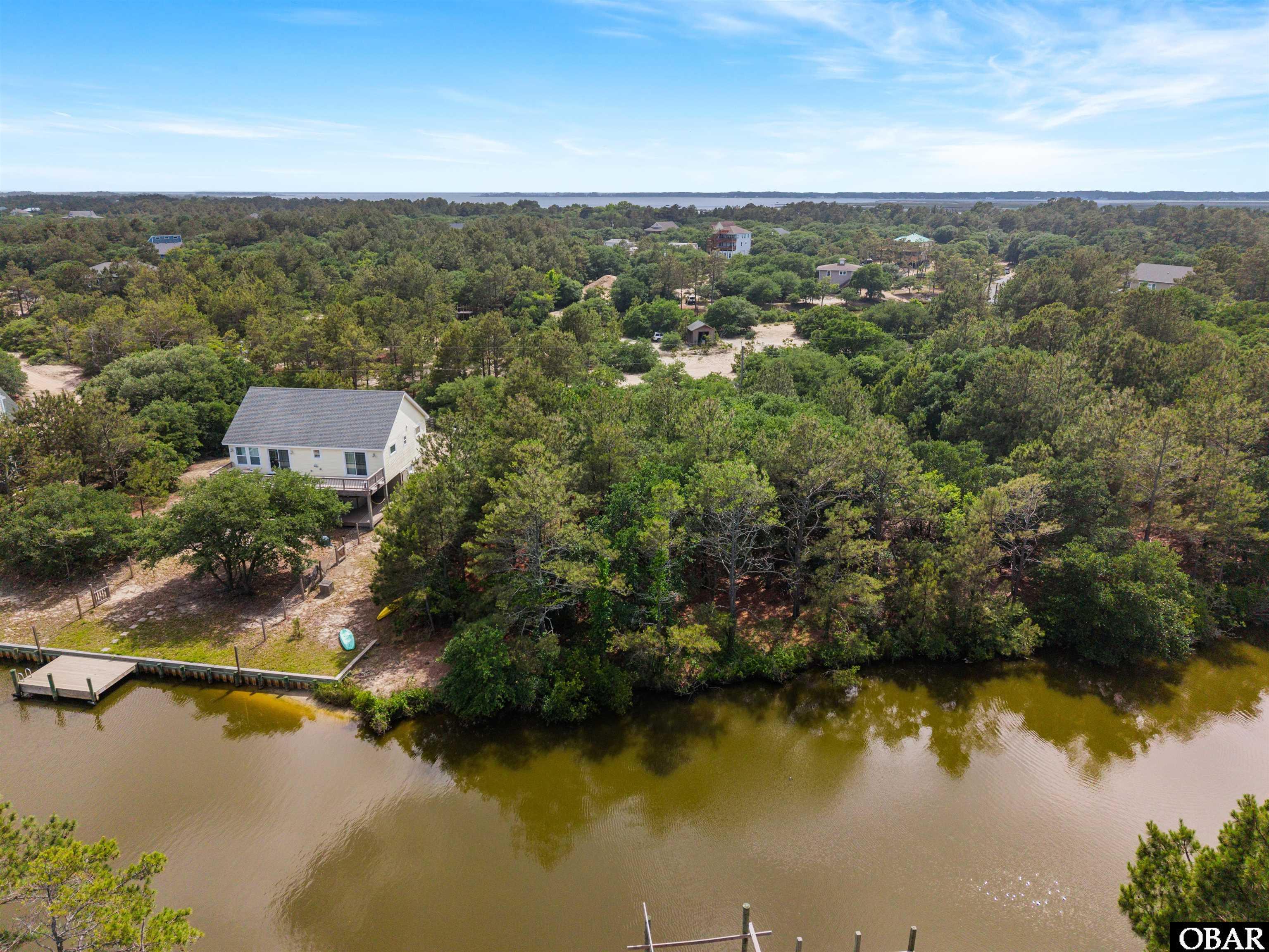 Land in Corolla 2