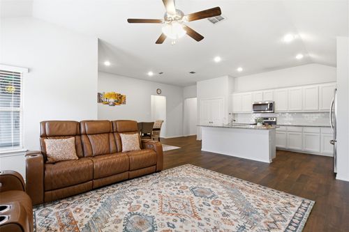 1016 Eastland Ln, Aubrey, TX, 76227-2296 | Card Image