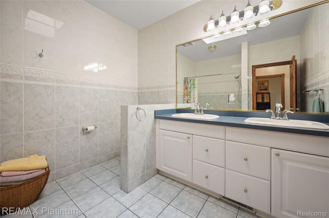 8922 McClement Rd.245.jpg | Image 83