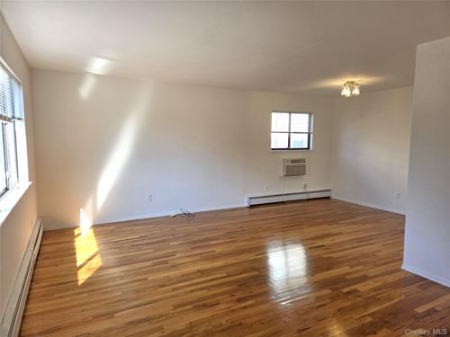 1st-74 Ashwood Rd, Port Washington, NY, 11050-1620 | Card Image
