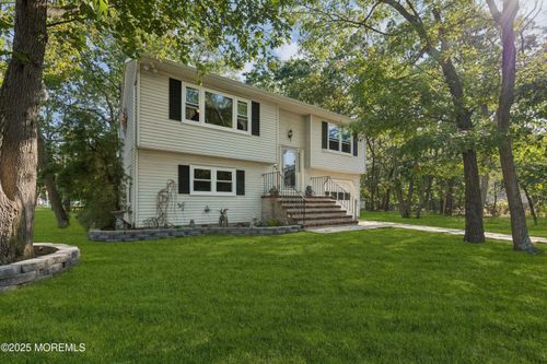 270 Westwood Pl, Brick, NJ, 08724-2625 | Card Image