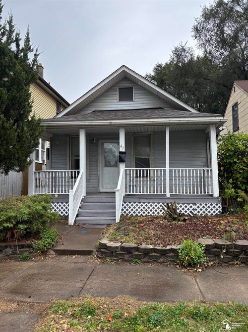 47 E Rockwood St, Ecorse, MI, 48229-1848 | Card Image