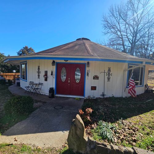 40 Pless Pl, Russellville, AR, 72802-1089 | Card Image