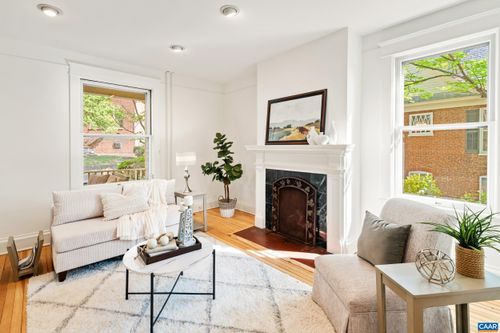 410 Altamont Cir, CHARLOTTESVILLE, VA, 22902-4618 | Card Image