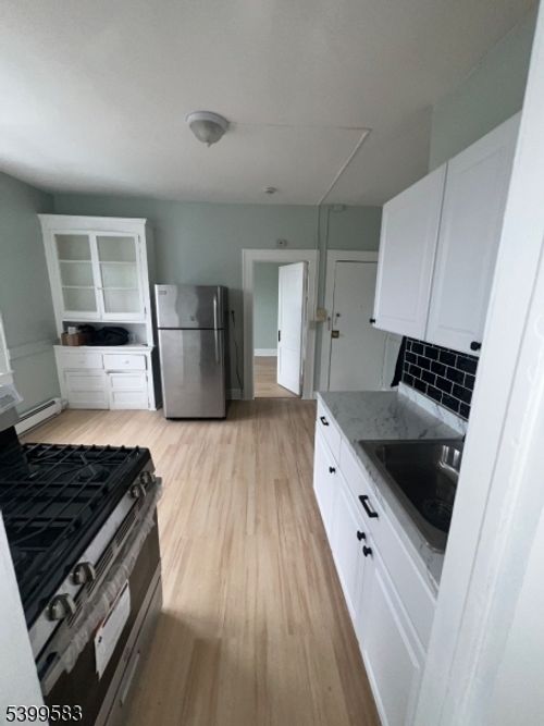 apt-9-193 President St, Passaic, NJ, 07055-6331 | Card Image