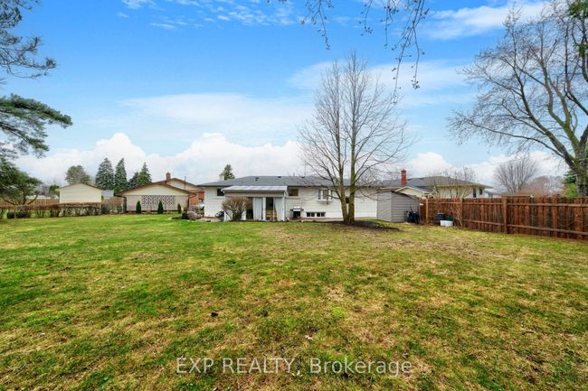 4652 Queensway Gdns, House other with 3 bedrooms, 2 bathrooms and 2 parking in Niagara Falls ON | Image 31