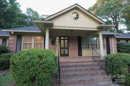 315 Dogwood Dr, Mount Holly, NC, 28120-2345 | Card Image