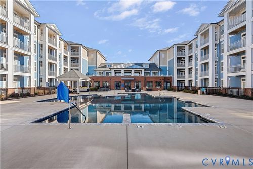 unit-105-10526 Stony Bluff Dr, Ashland, VA, 23005-8242 | Card Image