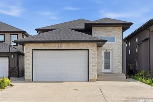 239 Bentley Crt, Saskatoon, SK, S7L6L4 | Card Image