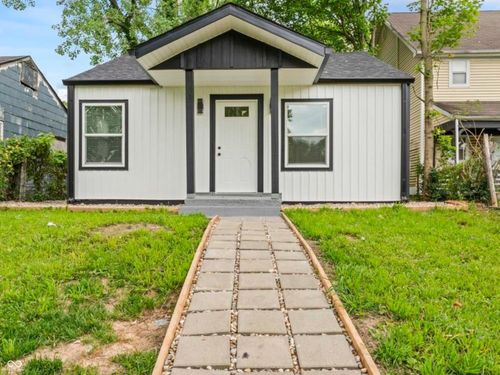 2805 Stuart Street, Indianapolis, IN, 46218 | Card Image