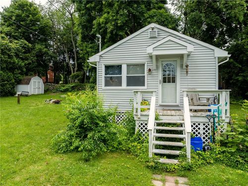 7 Broadview Ave, Bristol, RI, 02809-4601 | Card Image