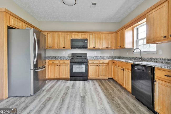 1255 Silverstone Trl, House other with 4 bedrooms, 3 bathrooms and 2 parking in Jonesboro GA | Image 10