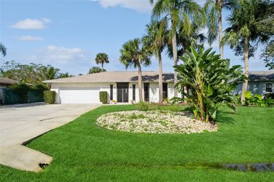 674 Layport Drive, House other with 3 bedrooms, 2 bathrooms and null parking in Sebastian FL | Image 1