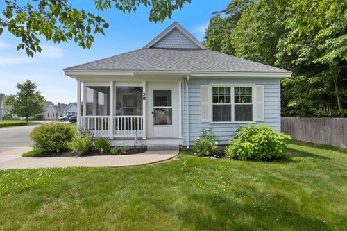 28-28 Summer Winds Dr, Old Orchard Beach, ME, 04064-1638 | Card Image