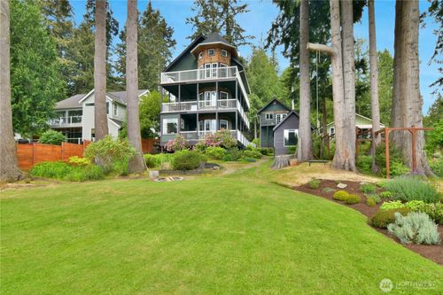 8408 317th Pl Nw, Stanwood, WA, 98292-9754 | Card Image