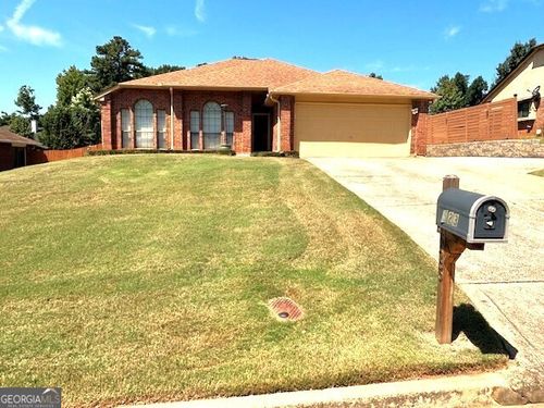 523 N Shore Rd, Lithonia, GA, 30058-5988 | Card Image
