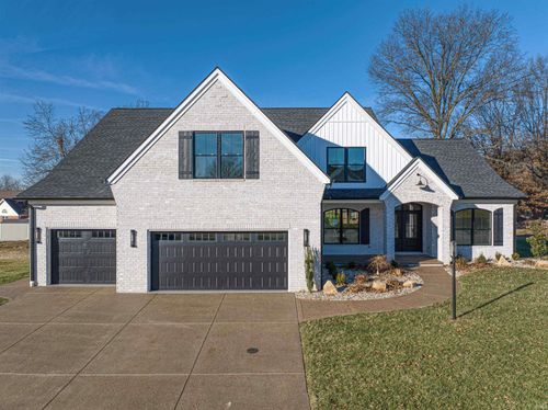 8818 Jenkins Dr, Evansville, IN, 47725-1538 | Card Image