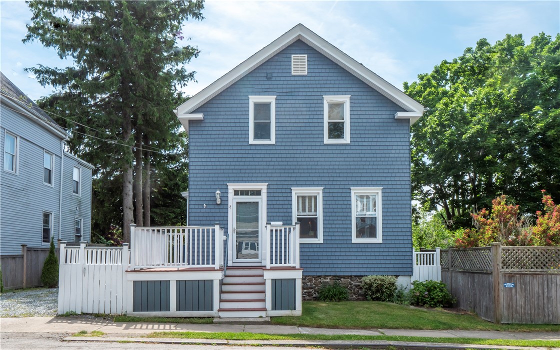 Prescott Hall Rd, Newport, RI 02840