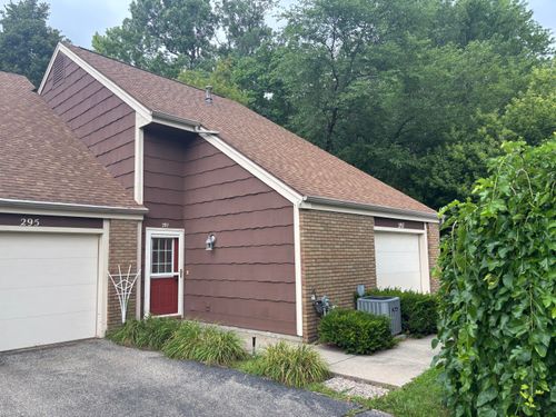 297 E 24th St, Holland, MI, 49423-4856 | Card Image