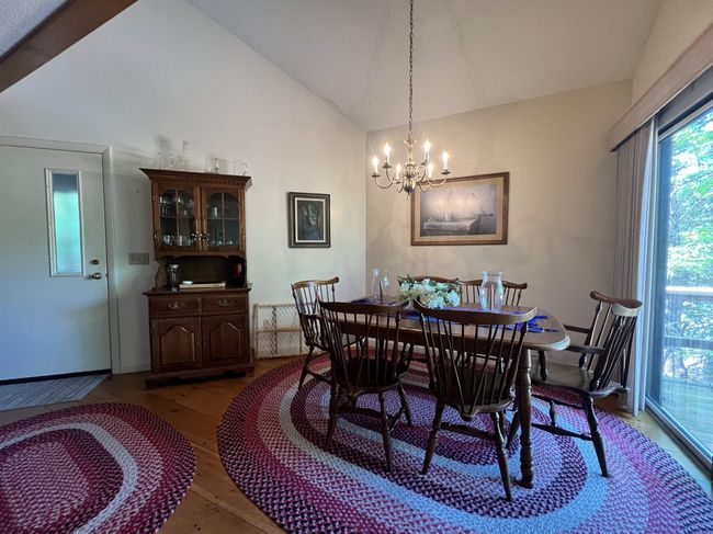 834 Cove Dr, Condo with 3 bedrooms, 4 bathrooms and null parking in Grantham NH | Image 4