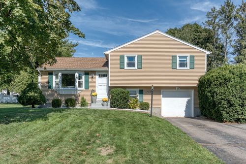 49 Lancaster Rd, Glastonbury, CT, 06033-1122 | Card Image