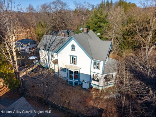 5 Fairview Ave, Chatham, NY, 12037-1008 | Card Image