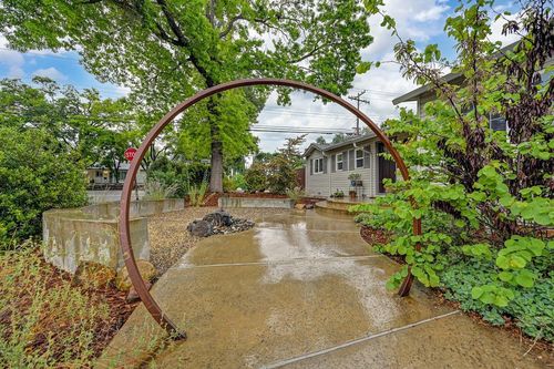 5581 Turnbull Cir, Fair Oaks, CA, 95628-2960 | Card Image