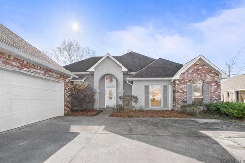 1440 Basswood Dr, Denham Springs, LA, 70726-2757 | Card Image