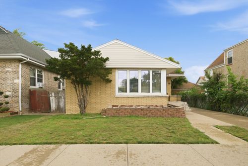 6152 W Wrightwood Ave, Chicago, IL, 60639-1059 | Card Image