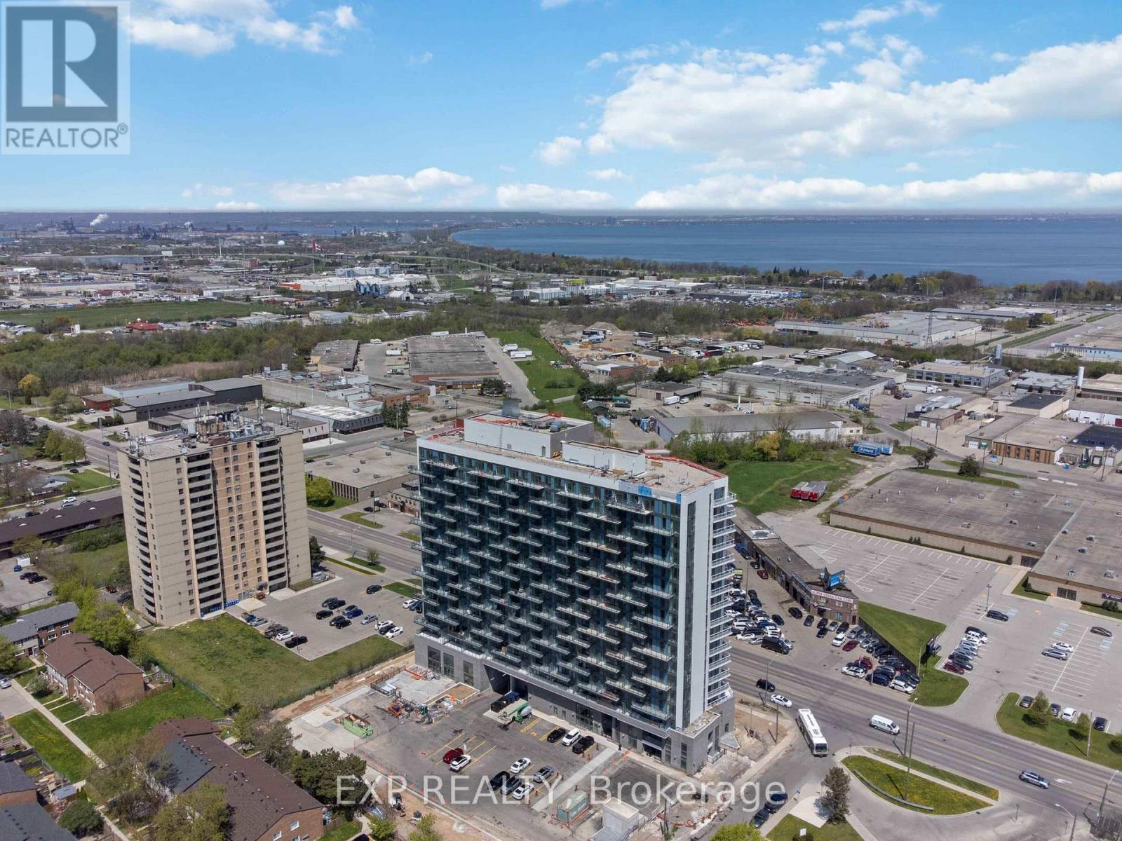 Residential in Hamilton (Riverdale)
