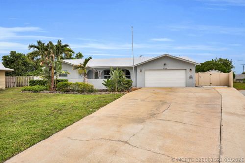 2306 Ne 19th Ct, Jensen Beach, FL, 34957-5132 | Card Image