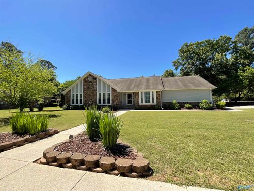 118 Emerald Dr, Harvest, AL, 35749-9296 | Card Image