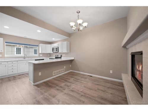 9522 Silver Spur Ln, Highlands Ranch, CO, 80130-5339 | Card Image