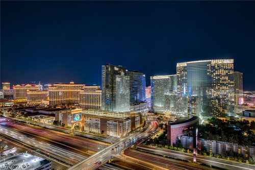 2812-4575 Dean Martin Dr, Las Vegas, NV, 89103-8213 | Card Image