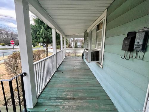 apt-2-315 Vincent Ave, Lynbrook, NY, 11563-2159 | Card Image