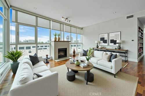 605-3131 Michelson Dr, Irvine, CA, 92612-1203 | Card Image