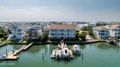 a-10 Columbia St W, Wrightsville Beach, NC, 28480-2842 | Card Image